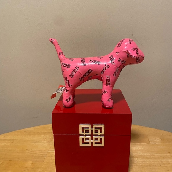 Victoria’s  Secret PINK Patent DOG PLUSH  STUFFED 6"X 8" - Picture 4 of 5